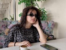 Я плету все виды косичек 