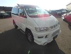 Mitsubishi Space Gear