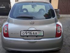Nissan March