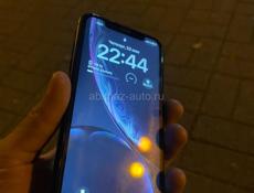 iPhone XR