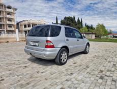 Mercedes-Benz ML