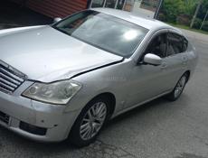Nissan fuga