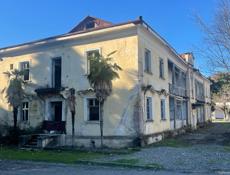 Срочно продается объект с прилегающей территорией в поселке Агудзера