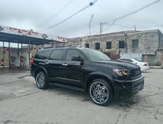 Toyota Sequoia