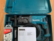 Перфоратор Makita HR 2470 FT