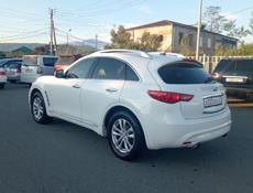 Infiniti FX