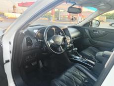 Infiniti FX