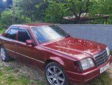Mercedes-Benz 124