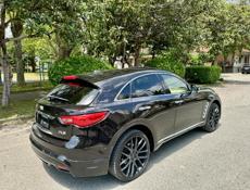Infiniti FX