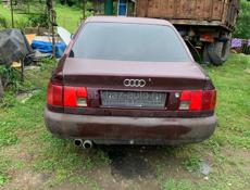 Audi 100 Avant