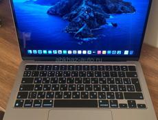 MacBook Air 13 