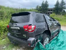 Toyota Sequoia