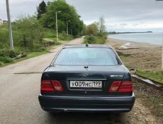 Mercedes-Benz E-Класс