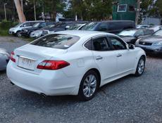 Nissan fuga