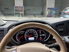 Nissan Quest