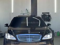 Mercedes-Benz S-Класс