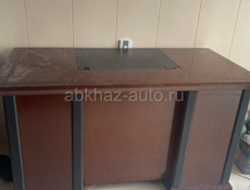 Продаю  офисный рабочий стол 