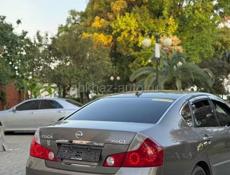 Nissan fuga