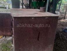 Продаю срочно духовку 