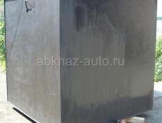 Бак тона двести 