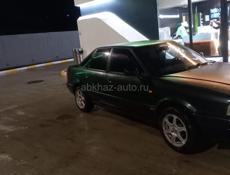 Audi 80