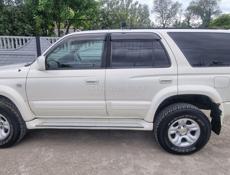 Toyota Hilux Surf