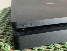 Продаю PlayStation PS 4