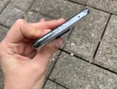 В хорошем состоянии единственное стекло надо поменять задние из 64 гигов