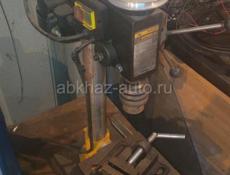 Сверлильный станок