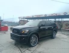 Toyota Sequoia