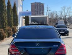 Mercedes-Benz S-Класс