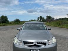 Nissan fuga