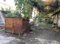 Продаётся участок 12кв метров. Улица Джонуа 6А между гаражами. 5 мин до моря  