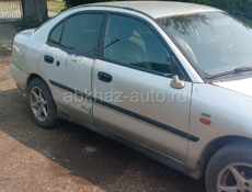 Mitsubishi Carisma