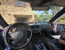 Mercedes-Benz 190