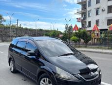 Mitsubishi Grandis
