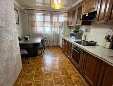 Продается 5 минут пешком до моря 3-х комнатная квартира в Гагре, в Абхазии