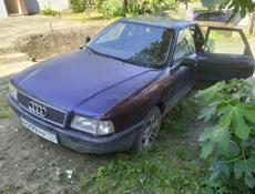 Audi 80