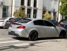 Infiniti M35