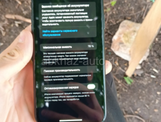 Телефон в отличном состоянии без дефектов без проблем все грамотно true tone есть Face ID есть