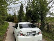 Nissan fuga