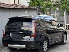 Mitsubishi Grandis