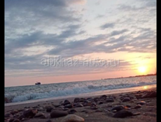 КВАРТИРА НА БЕРЕГУ МОРЯ