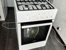 Газовая плита . Доставка есть 