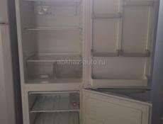 Холодильник  Атлант продается