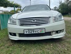Nissan fuga