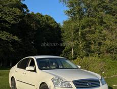 Nissan fuga