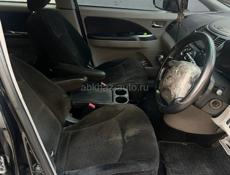 Mitsubishi Grandis
