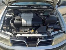 Mitsubishi Carisma