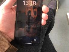 Продаю IPhone 12 pro  из-за срочности память 128 гб акб 76% 